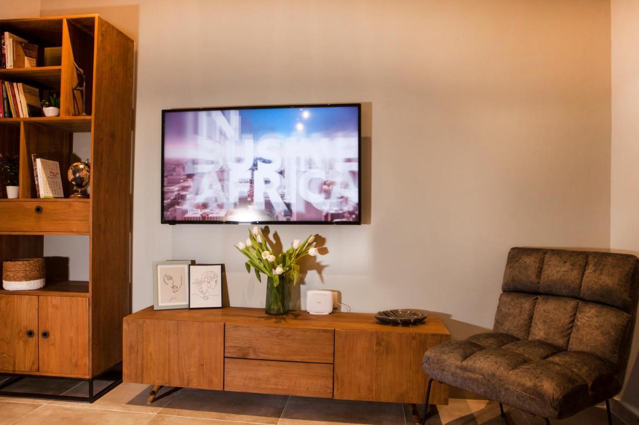 Central Comfy Modern Flat 2 Bedrooms 2 Bathrooms Athens Exterior photo